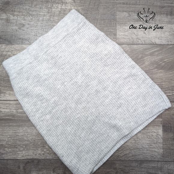 Gianni Bini Ribbed Pull On Mini Skirt Size S - Picture 5 of 5